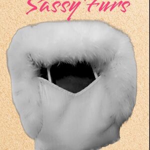 Tank top with fur around the collar #SassyFursFirst #FurTankTop 👚🛍️